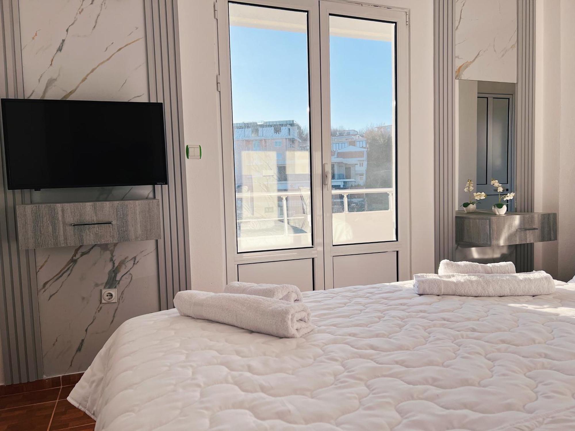 Apartments Fat E Jet - Pool & Breakfast Ούλτσιν Εξωτερικό φωτογραφία
