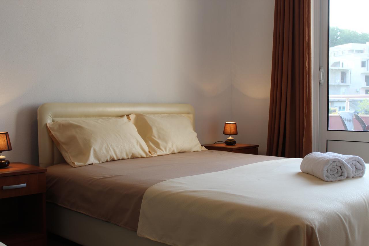 Apartments Fat E Jet - Pool & Breakfast Ούλτσιν Εξωτερικό φωτογραφία