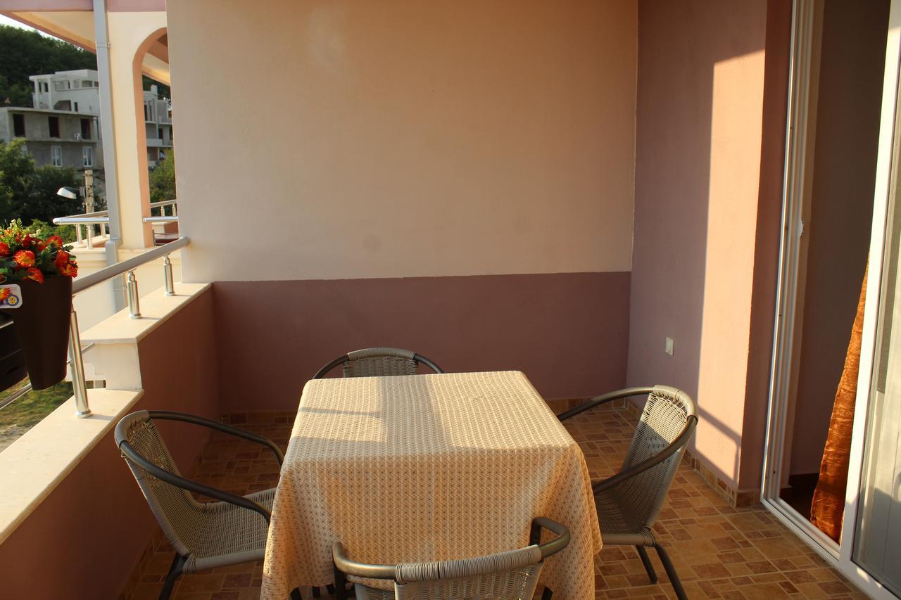 Apartments Fat E Jet - Pool & Breakfast Ούλτσιν Εξωτερικό φωτογραφία